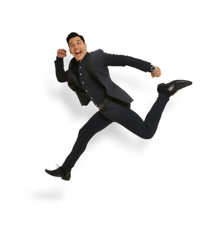 Russell Kane is The Fast And The Curious at King George’s Hall this September - RUSSELL approved tour photo 2019 scaled 1 scaled