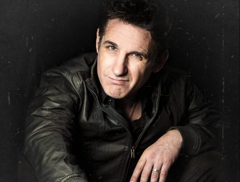 The unparalleled master and worst-kept secret of stand-up comedy, Tom Stade, is back! - Tom Stade Image e1570291009175 scaled