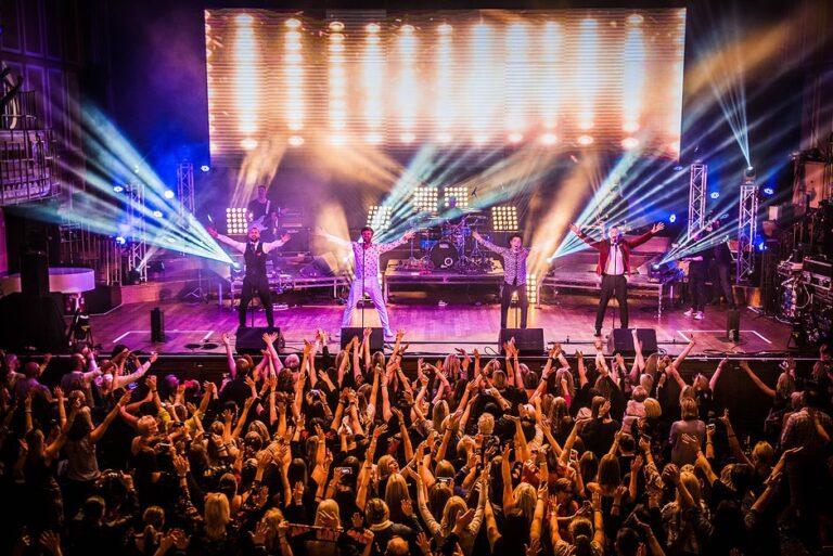 This could be the greatest night of your life! Sing-Along with Re-Take That - RETAKE