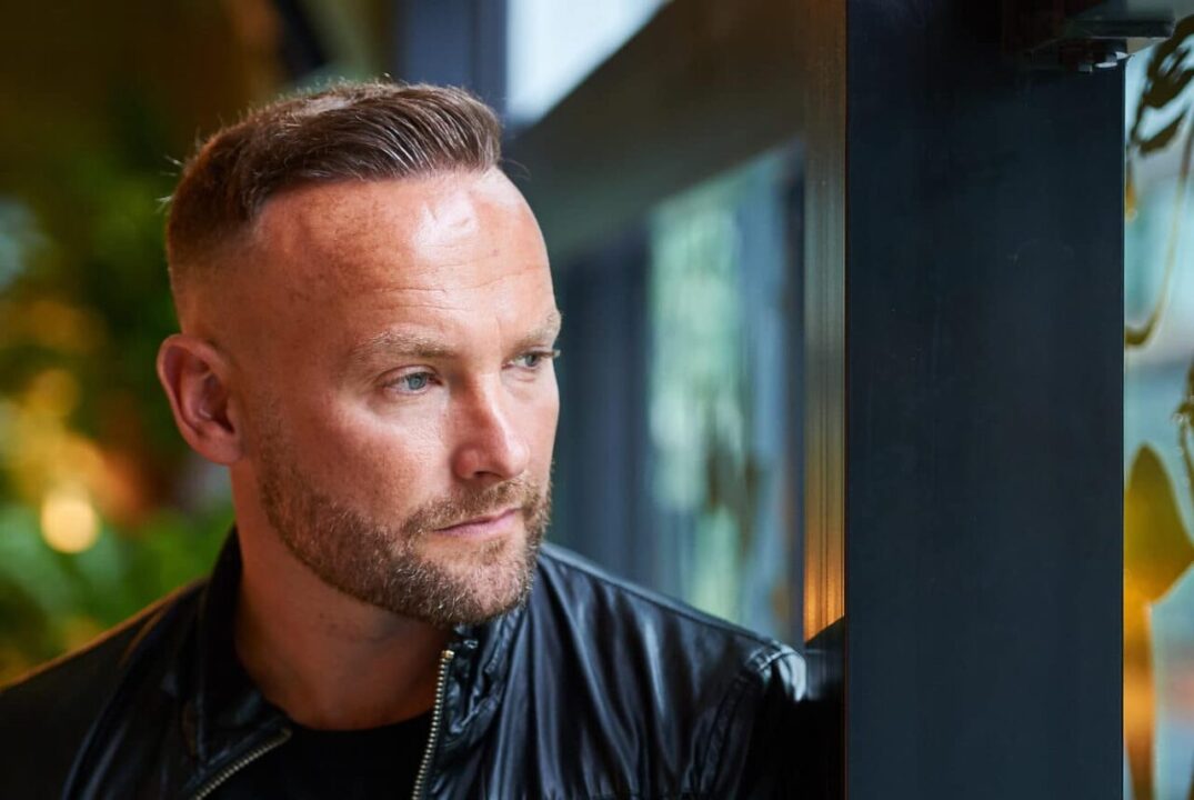 Up close and personal with Kevin Simm - KEVIN SIMM e1583828598124