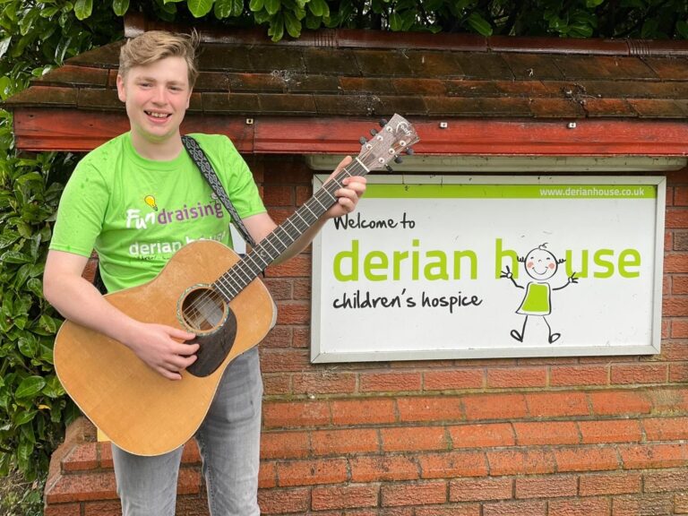 Blackburn busker begins nationwide tour to raise cash for Derian House - Jacob Reddy