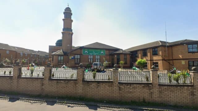 Police Respond to Complaint After Woman Detained Outside Blackburn Mosque - Jamia Ghosia Mosque