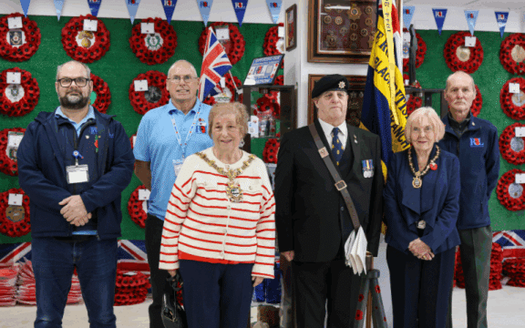 Poppy Appeal launches across Blackburn and Darwen to honour those who served - Shuttle Images 5 768x480