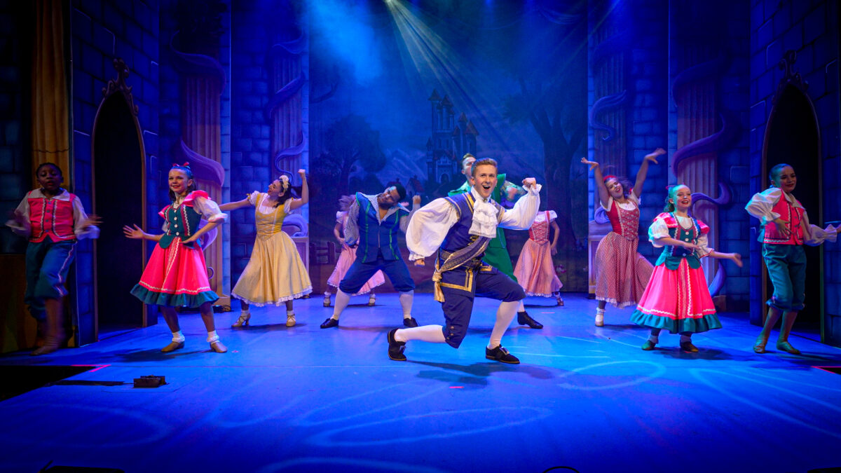 Snow White smashes records at Blackburn Empire – and panto season has only just begun - TRP SW25 Blackburn 20