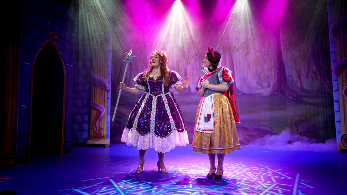 Snow White smashes records at Blackburn Empire – and panto season has only just begun - TRP SW25 Blackburn 36